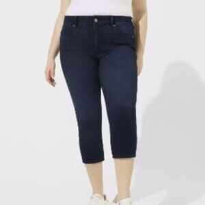 Torrid Crop Bombshell Skinny Premium Stretch High-Rise Jean